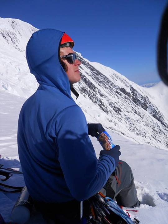 424665_10152923413840319_810446964_n